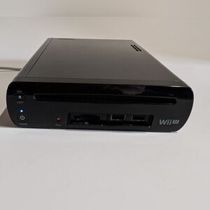 Nintendo Wii U Deluxe 32GB Black Console Only For Parts Or Repair WUP-101(02)